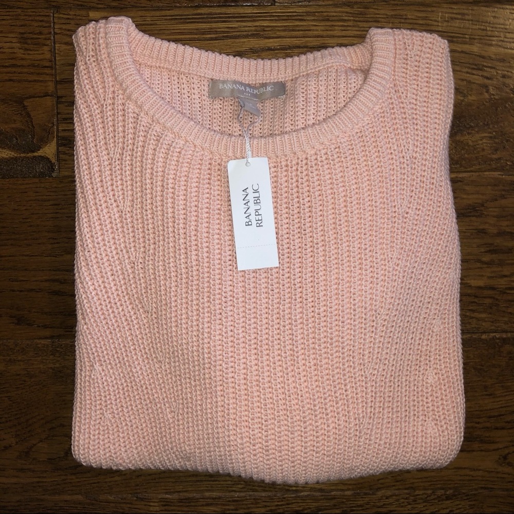 NWT! Banana Republic Pink Sweater